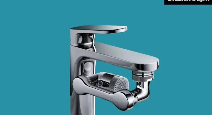 Grifo moderno con aireador giratorio, ideal para conocer los tipos de aireadores para grifos y ahorrar agua.
